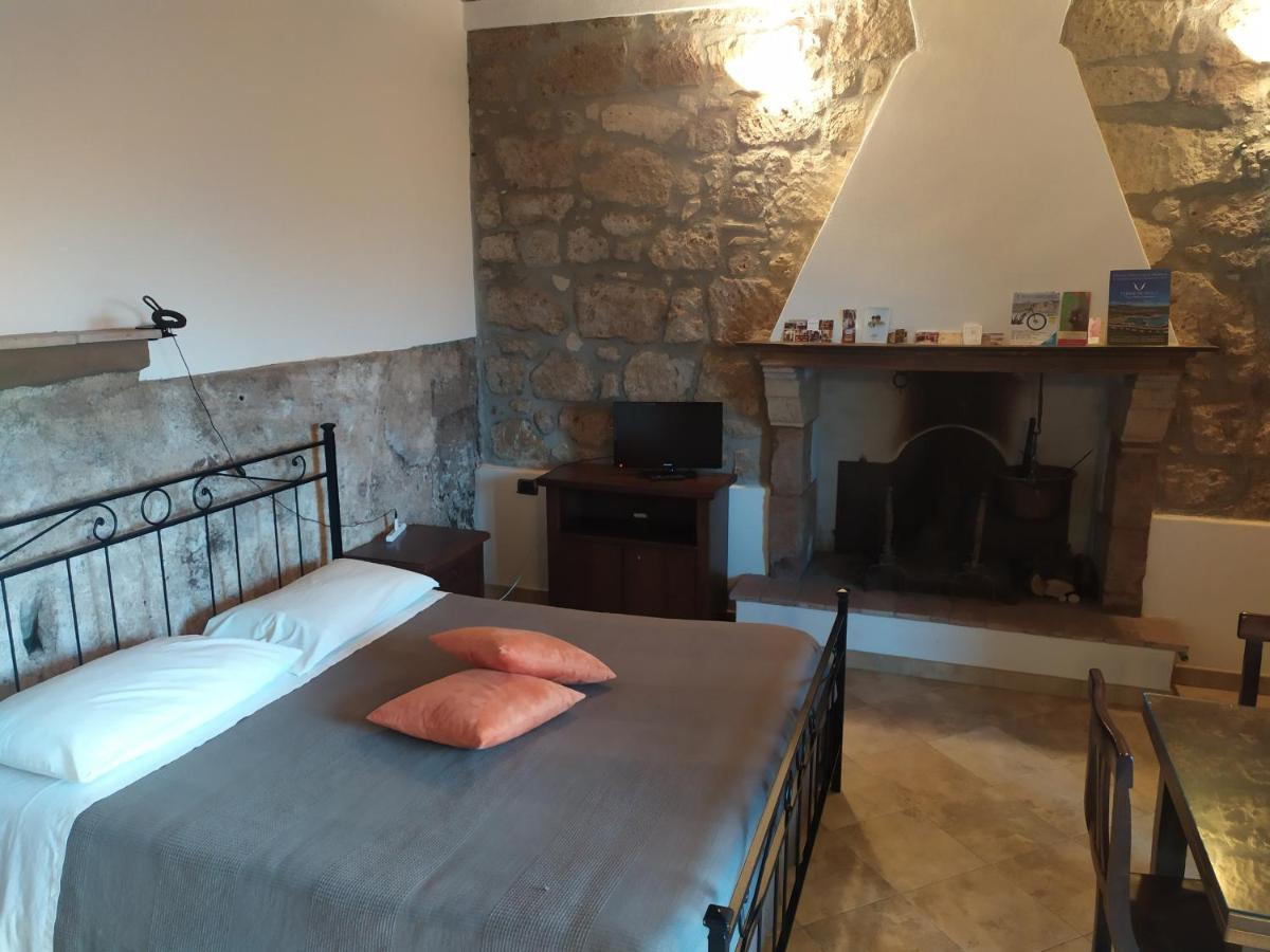 Mozzafiato Pitigliano Appartement Buitenkant foto